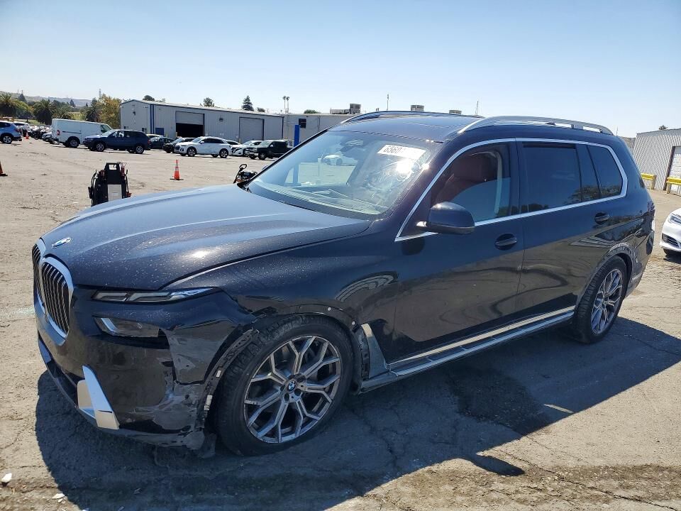 2023 BMW X7