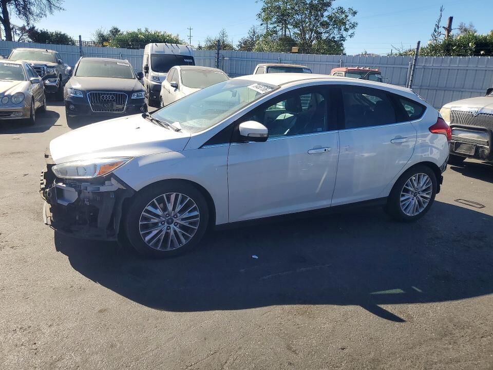 2015 FORD Focus
