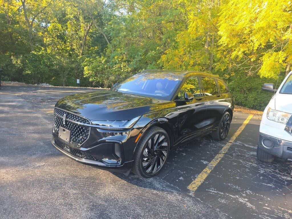 2025 LINCOLN Nautilus