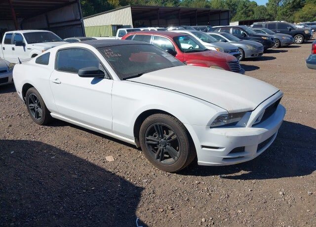 2013 FORD Mustang