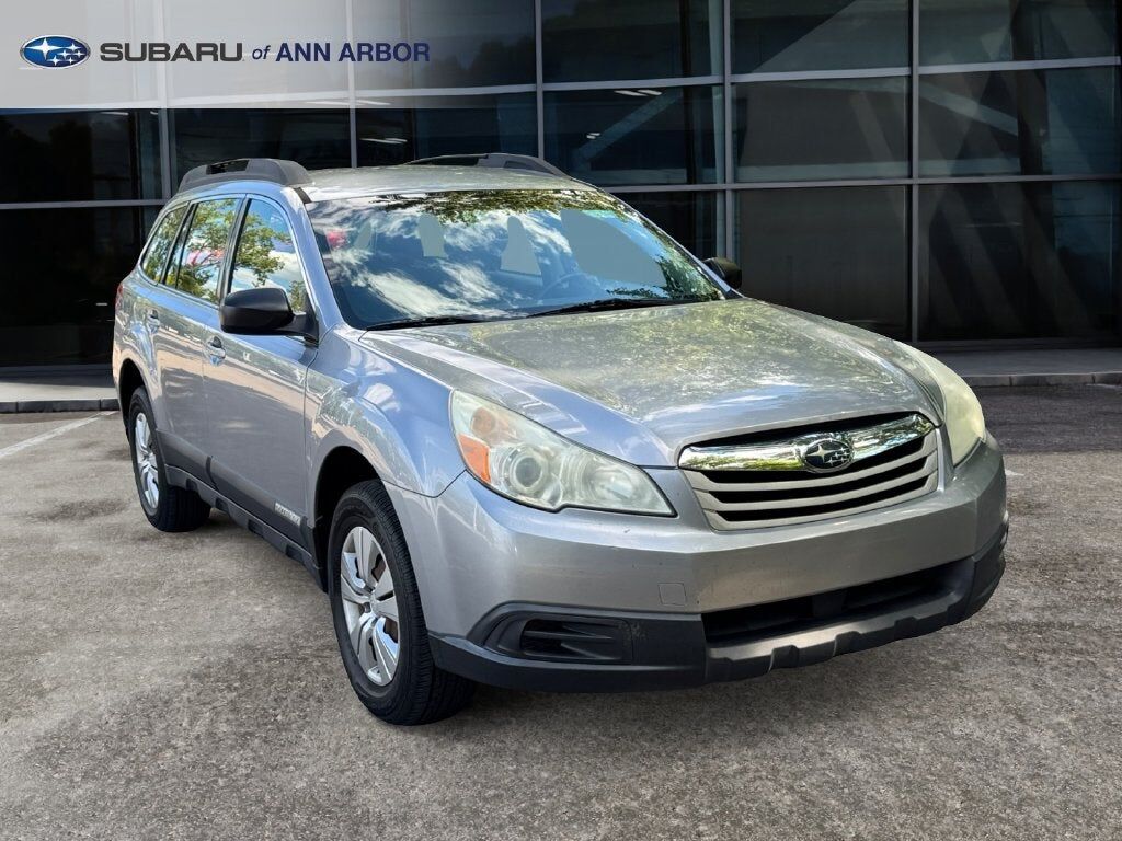 2010 SUBARU Outback