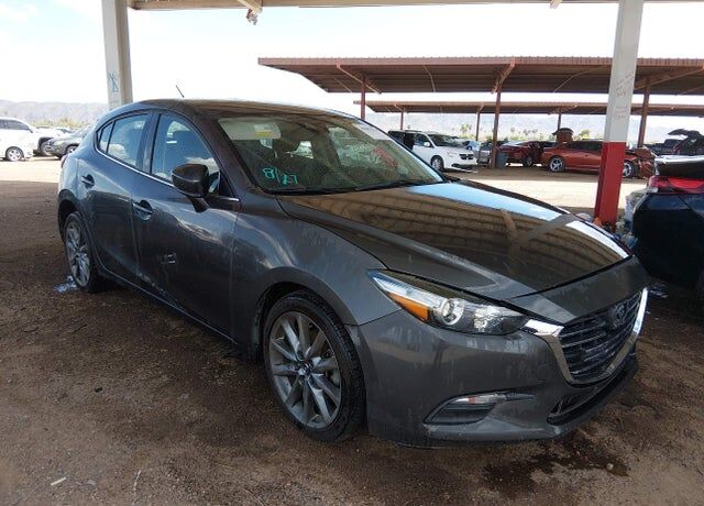 2018 MAZDA Mazda3