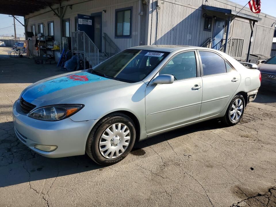 2002 TOYOTA Camry