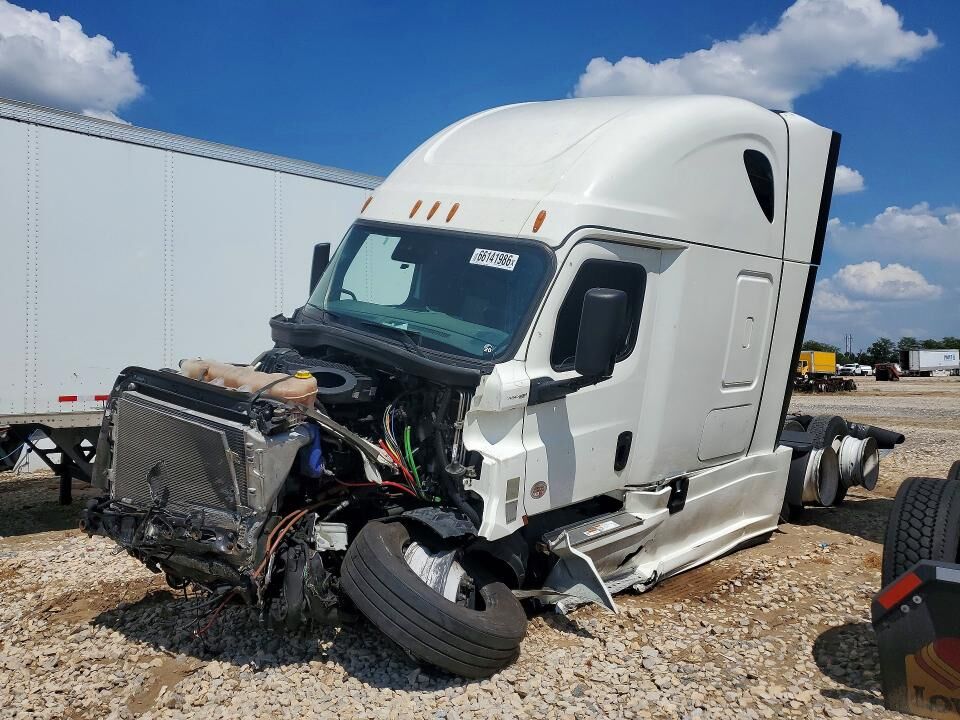 2022 FREIGHTLINER New Cascadia 126" Sleepercab