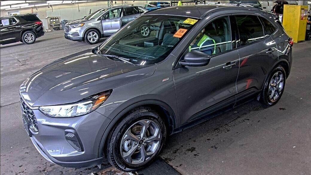 2025 FORD Escape