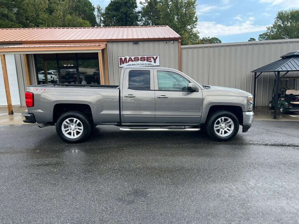 2017 CHEVROLET Silverado