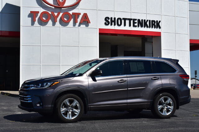 2019 TOYOTA Highlander