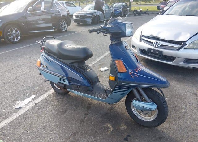 1988 YAMAHA Riva 200