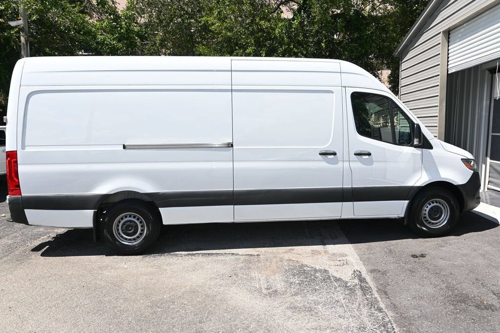 2024 Mercedes-Benz Sprinter
