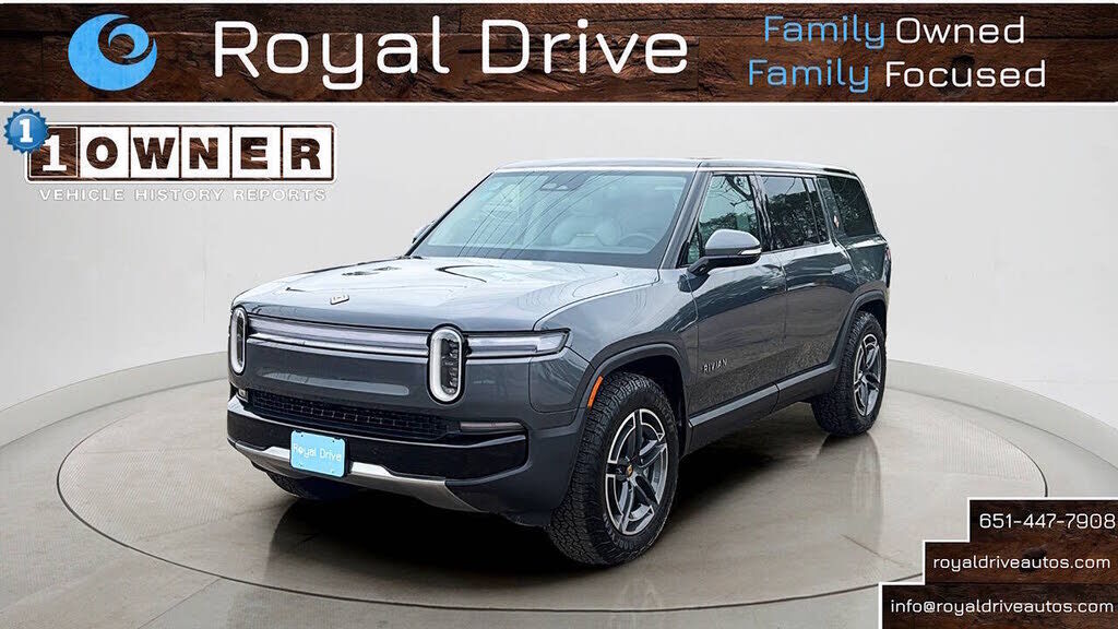2025 RIVIAN R1S