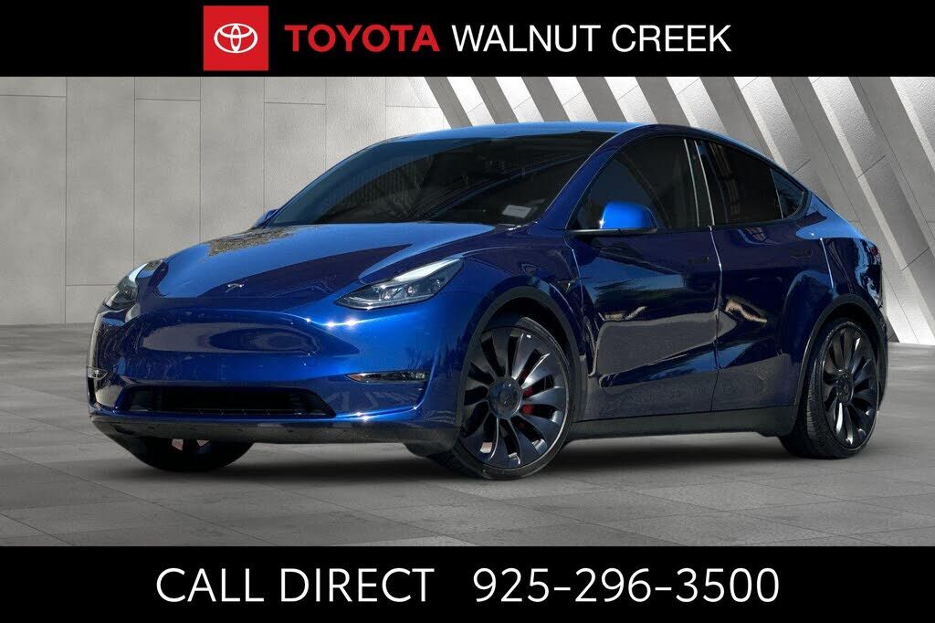 2023 TESLA Model Y