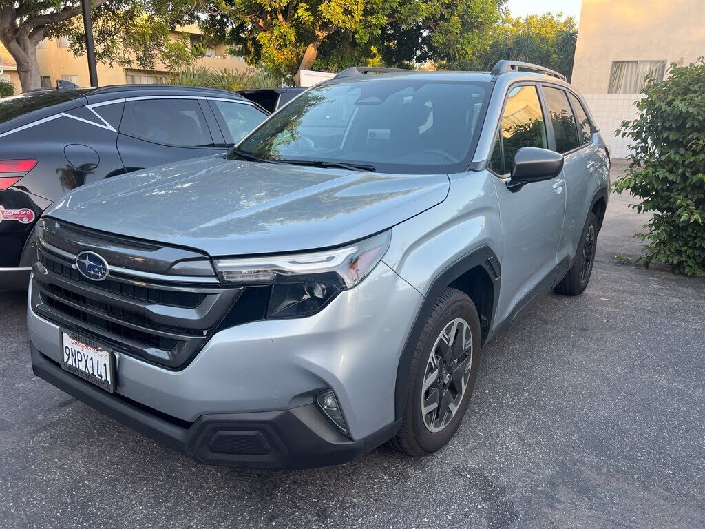 2025 SUBARU Forester