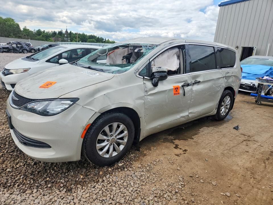 2017 CHRYSLER Pacifica