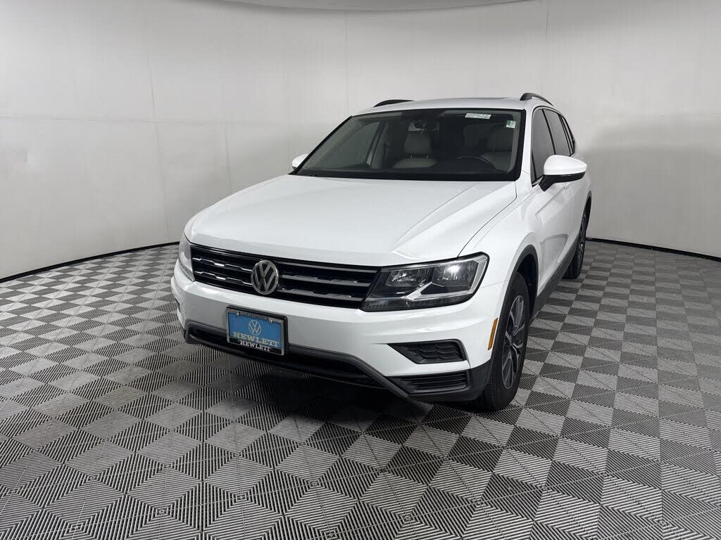 2020 VOLKSWAGEN Tiguan