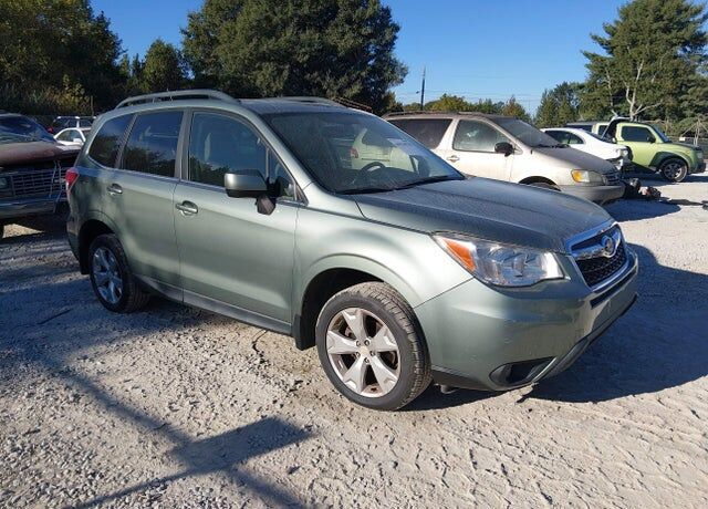2015 SUBARU Forester
