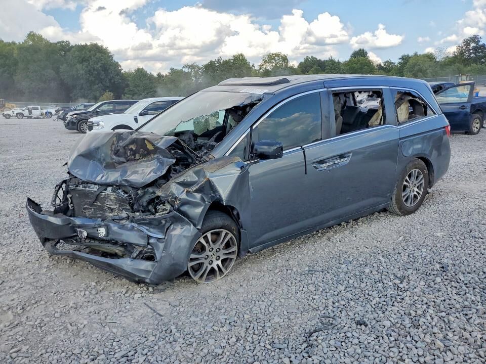 2011 HONDA Odyssey