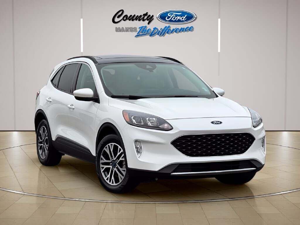 2020 FORD Escape