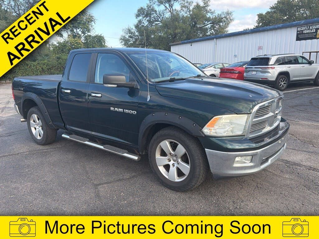 2011 DODGE Ram