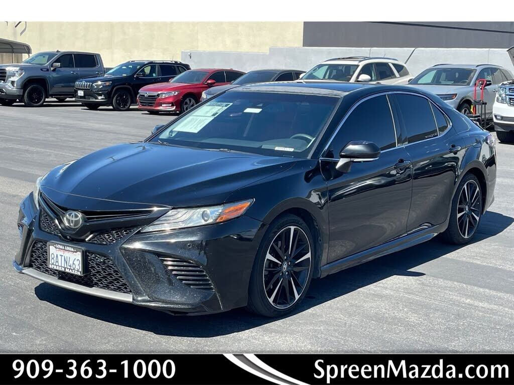 2018 TOYOTA Camry