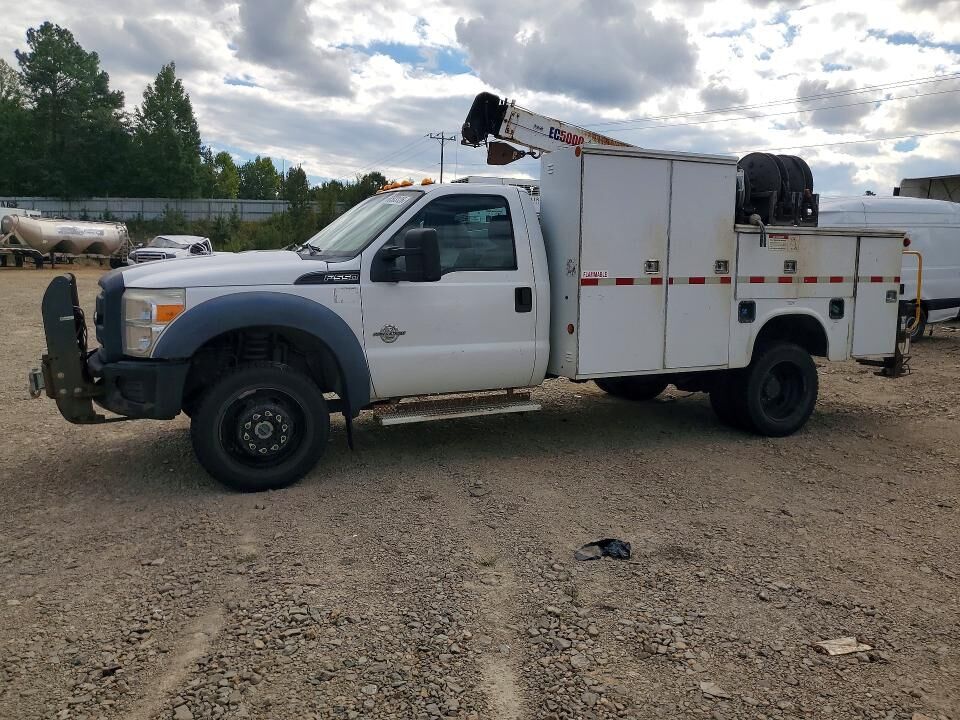 2012 FORD F-550
