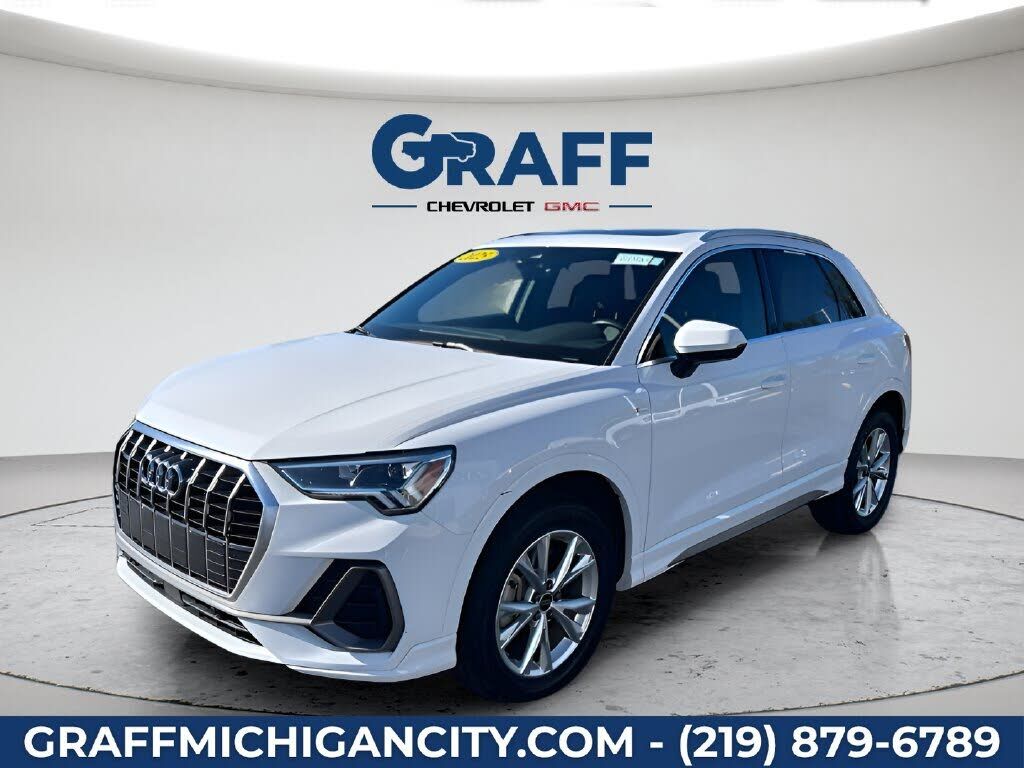 2025 AUDI Q3