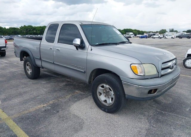 2003 TOYOTA Tundra