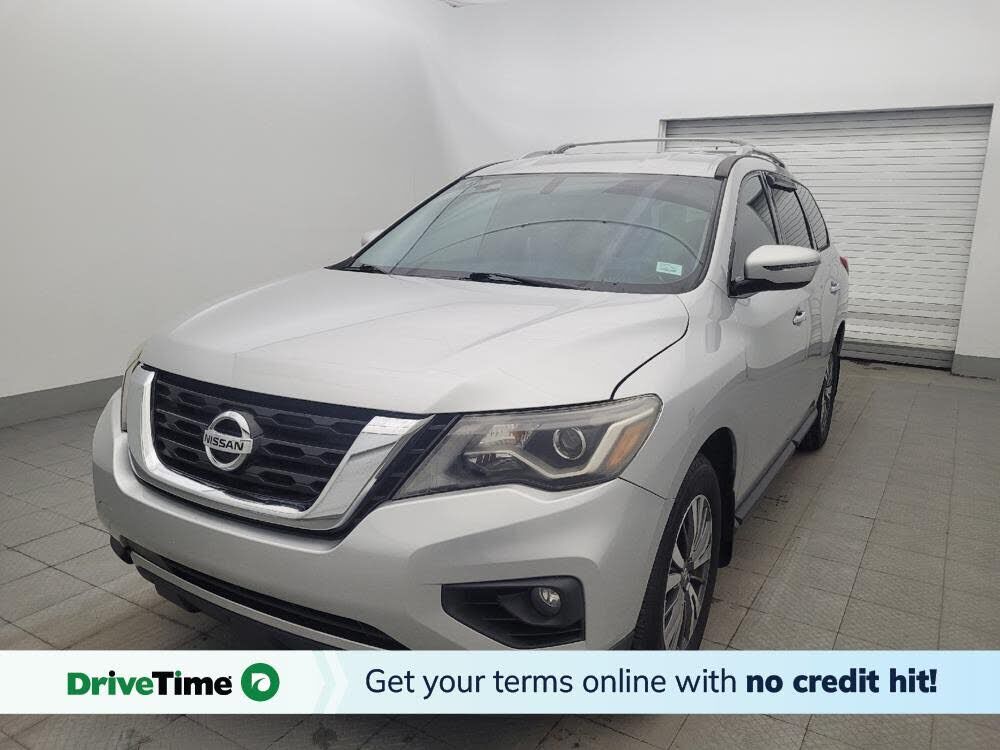 2017 NISSAN Pathfinder