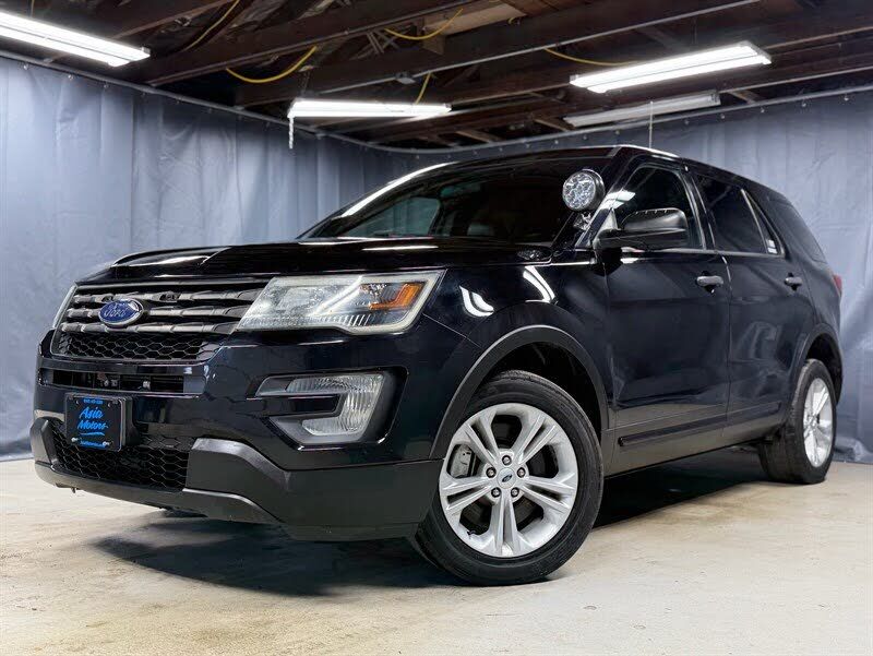 2017 FORD Explorer