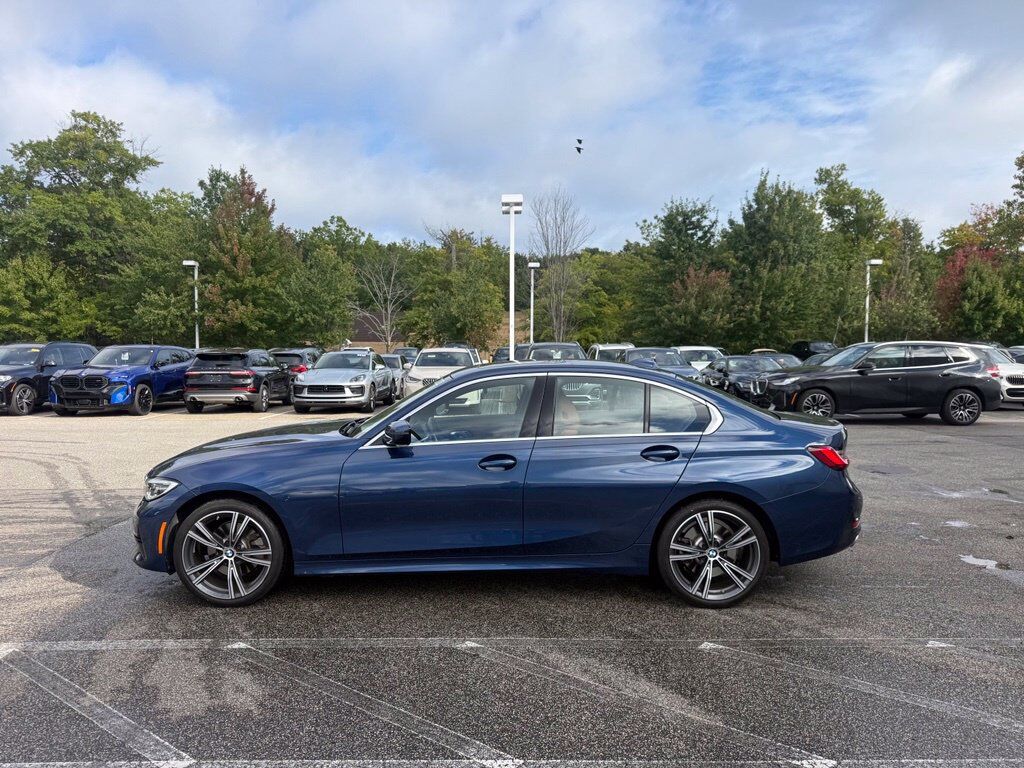 2022 BMW 330i