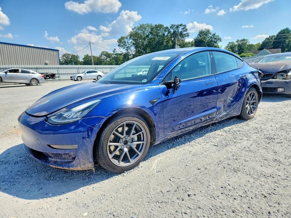 2021 TESLA Model 3