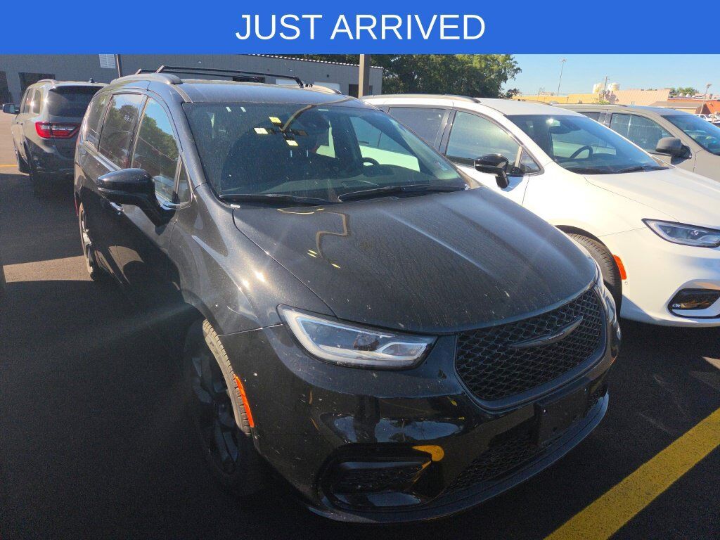 2026 CHRYSLER Pacifica