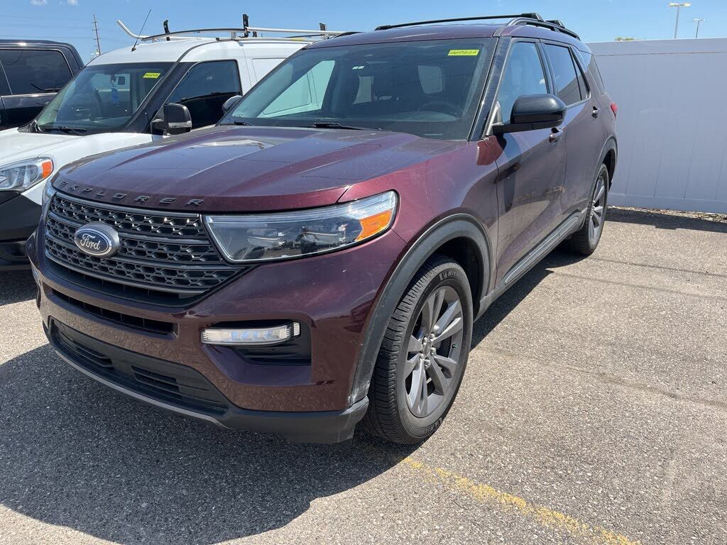 2022 FORD Explorer