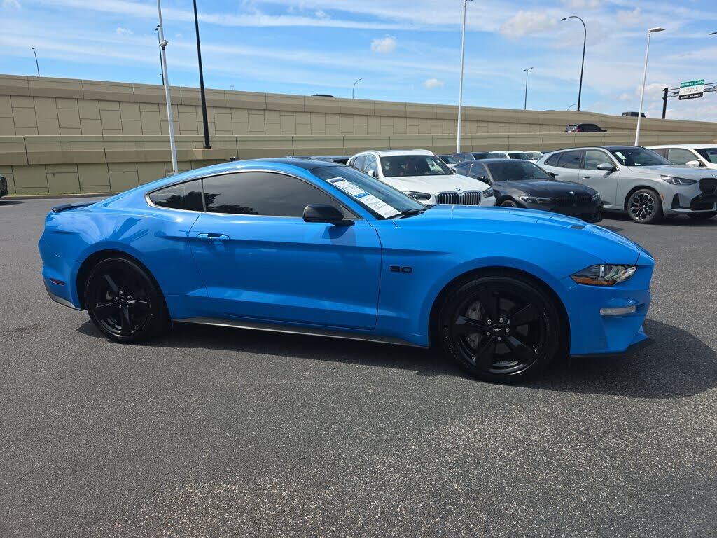 2022 FORD Mustang