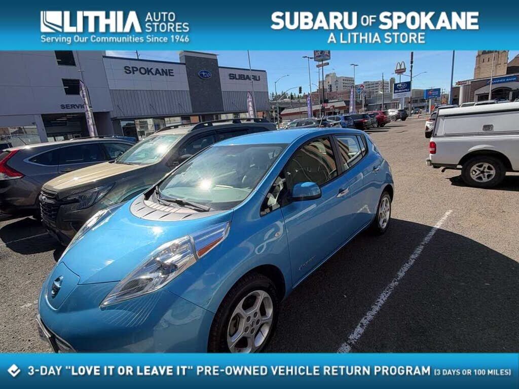 2011 NISSAN Leaf