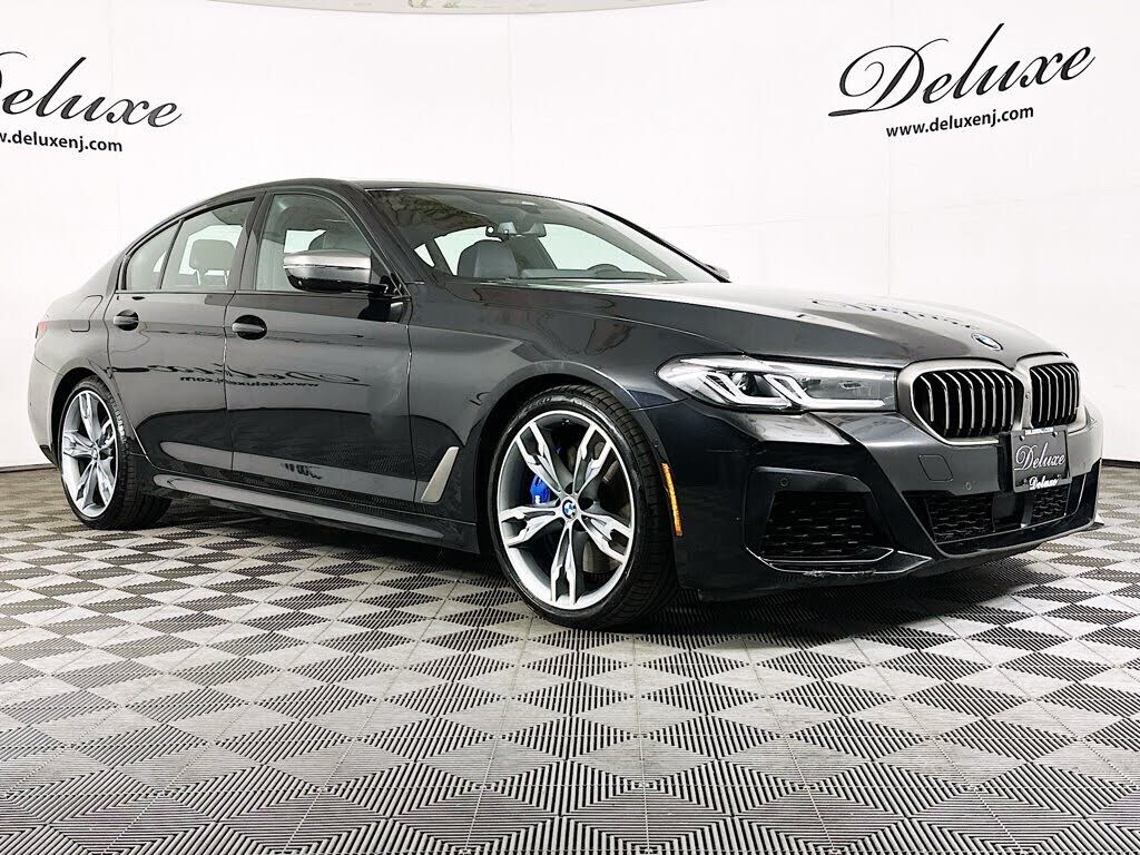 2023 BMW M5