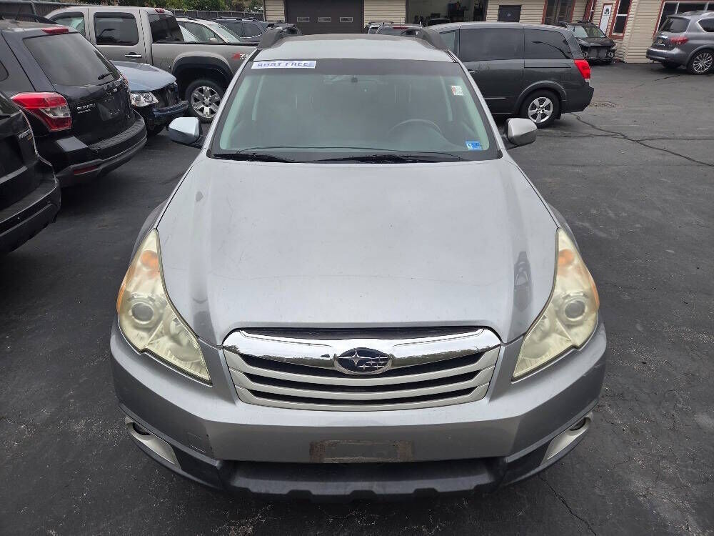 2010 SUBARU Outback