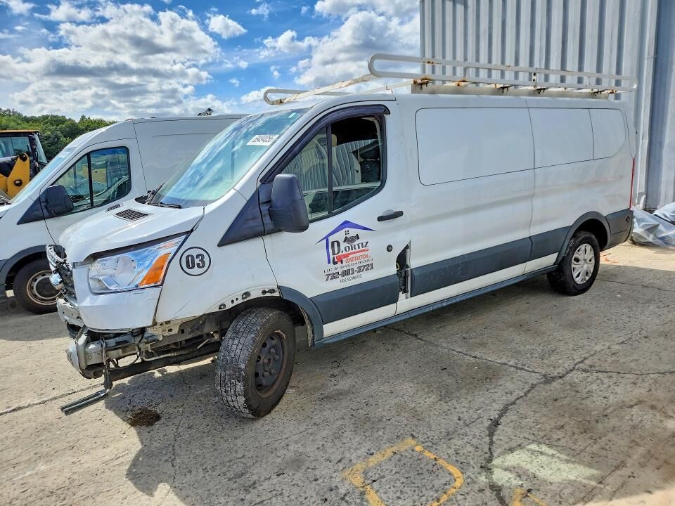 2015 FORD Transit