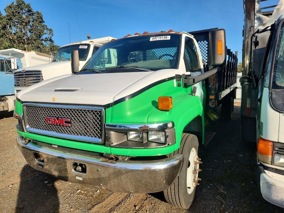 2006 GMC C5