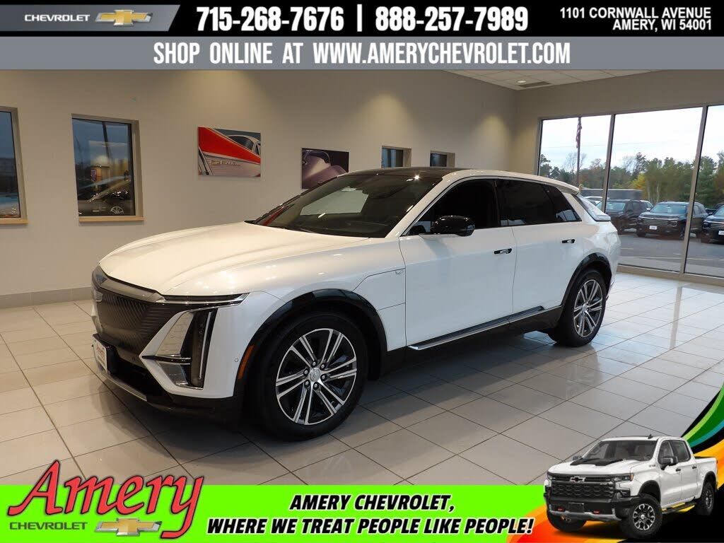 2024 CADILLAC Lyriq