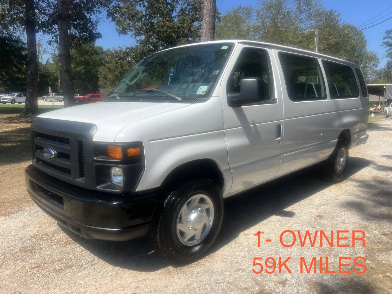 2012 FORD E-350