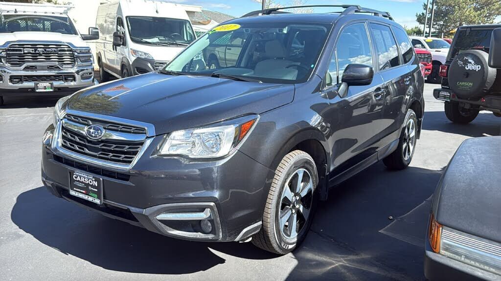 2017 SUBARU Forester