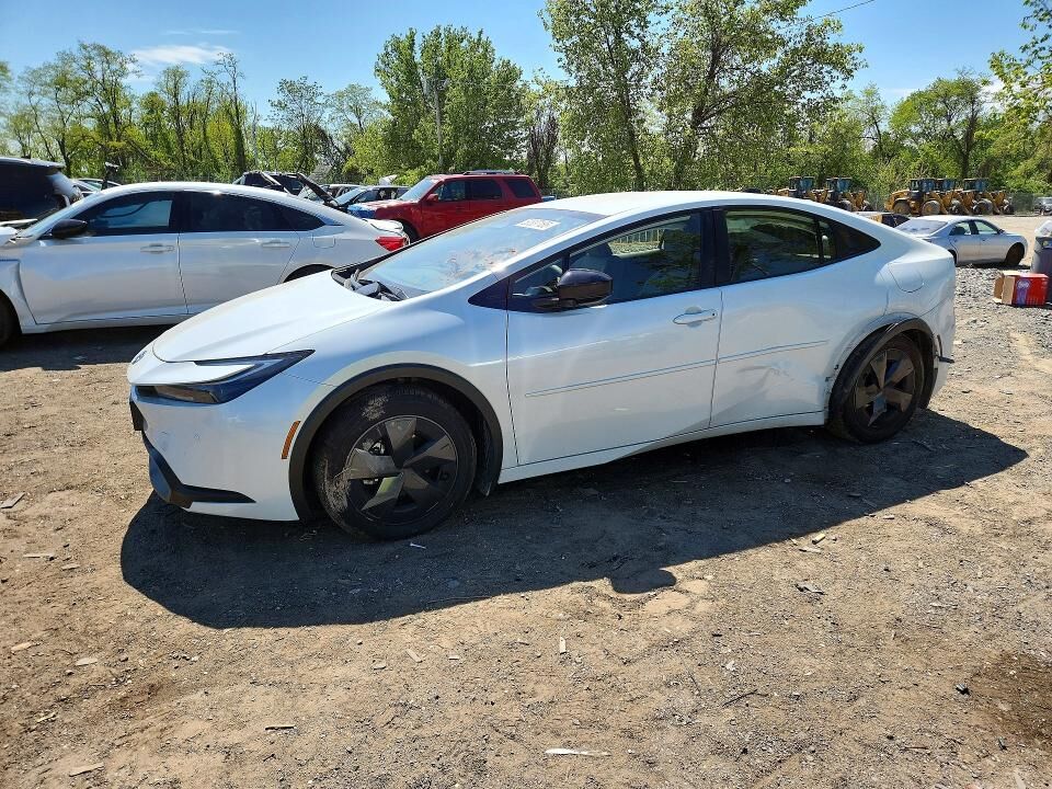 2026 TOYOTA PRIUS