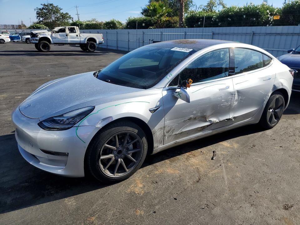 2018 TESLA Model 3
