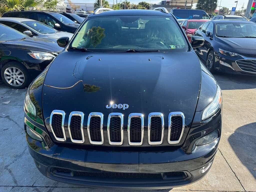 2018 JEEP Cherokee