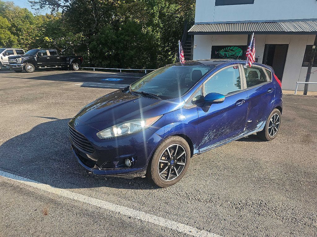 2016 FORD Fiesta