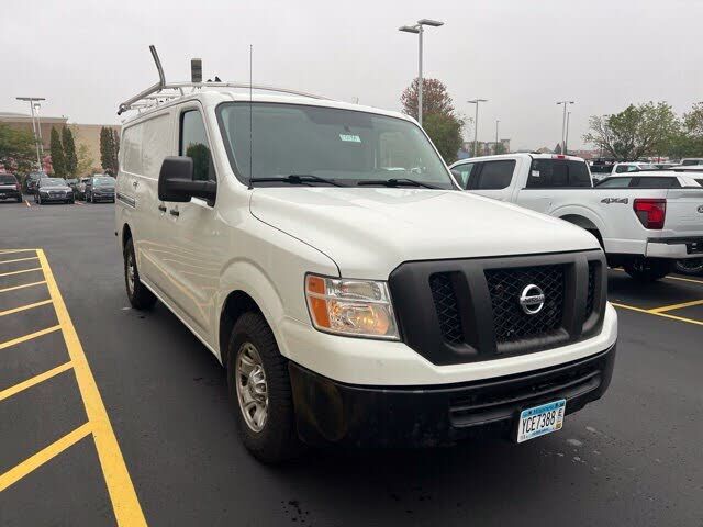 2013 NISSAN NV