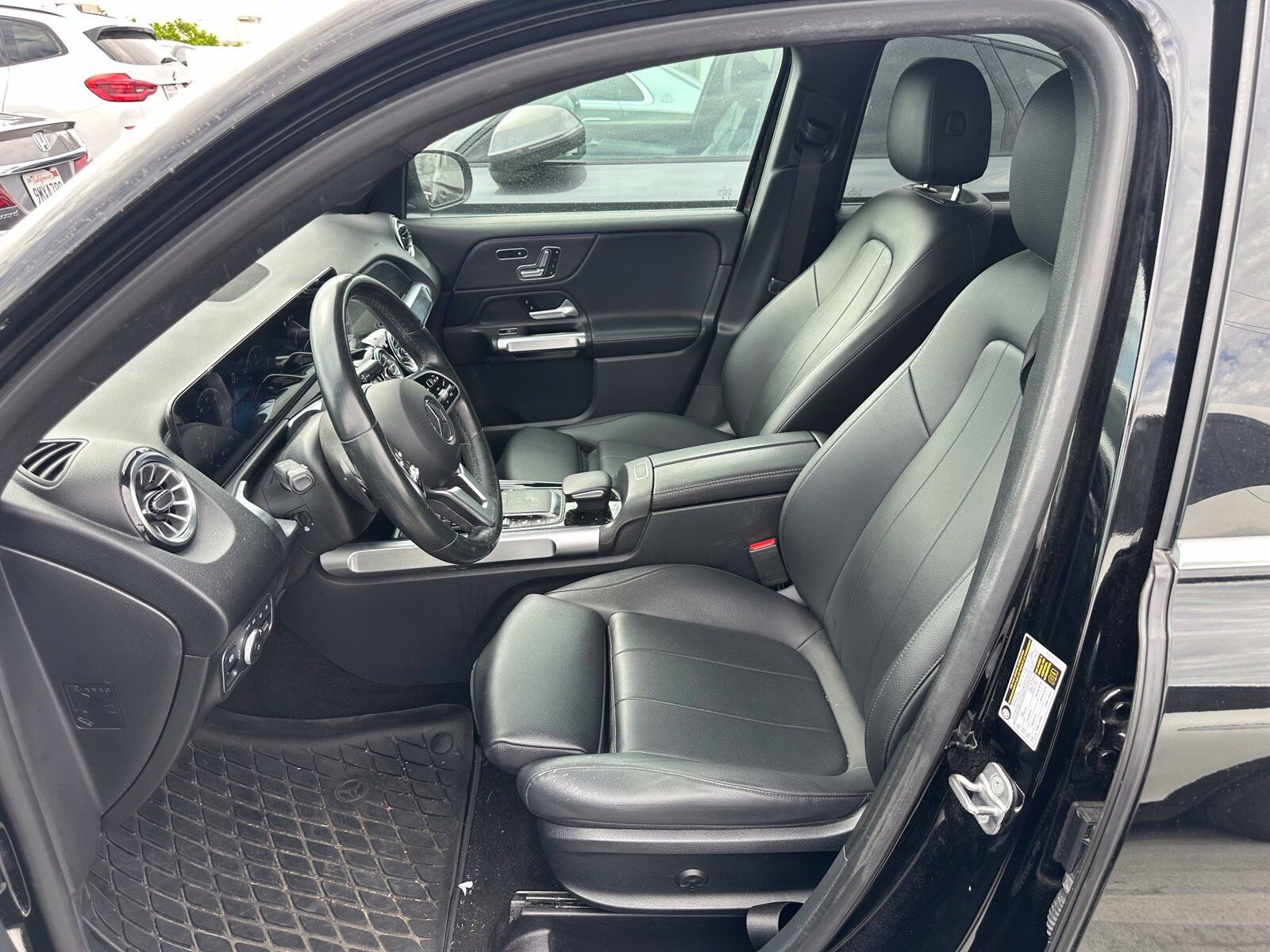 2023 Mercedes-Benz GLB-Class