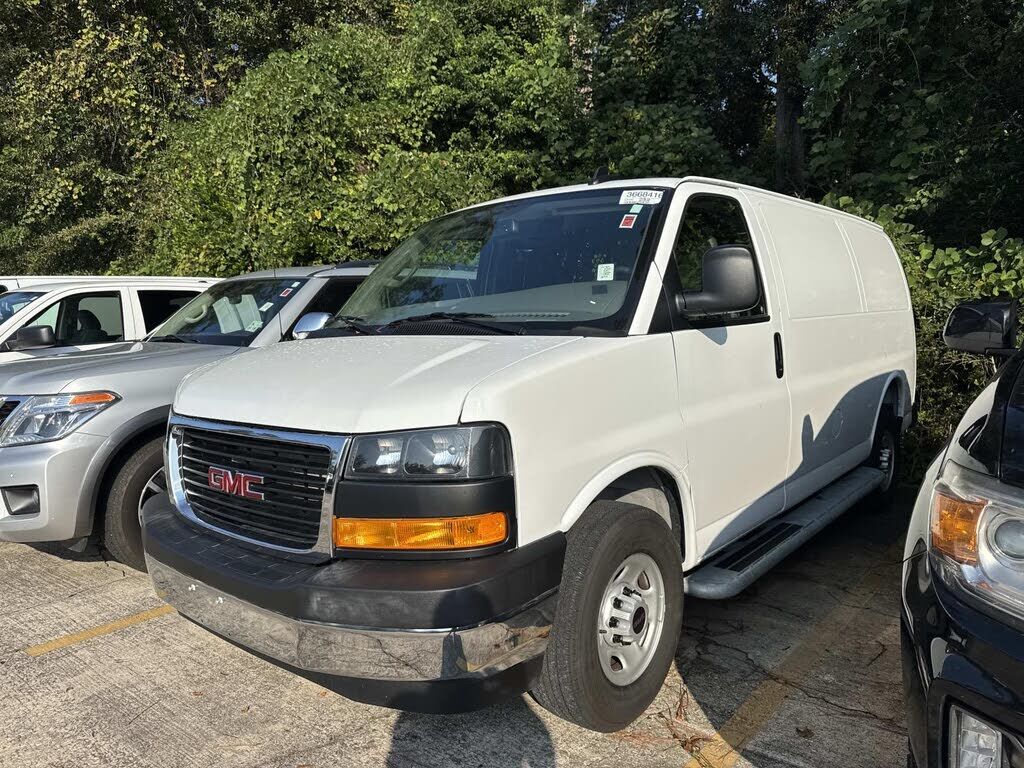 2025 GMC Savana