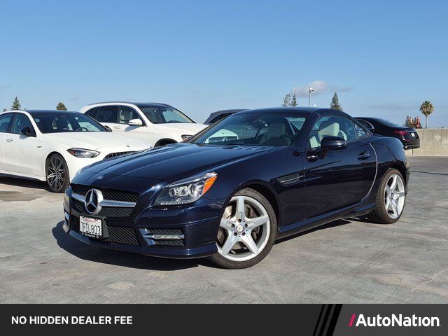 2016 MERCEDES-BENZ SLK-Class