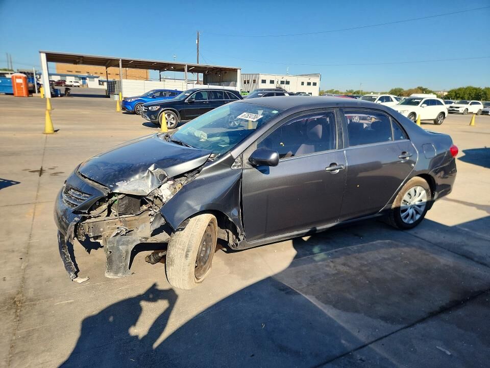 2013 TOYOTA Corolla